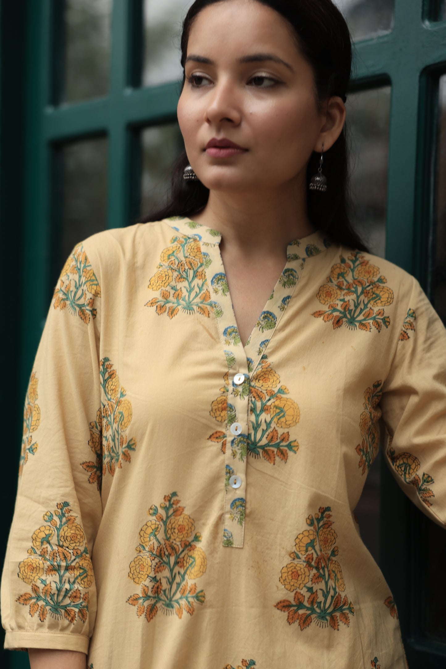 Haya Beige Sanganeri Kurta Pant Set