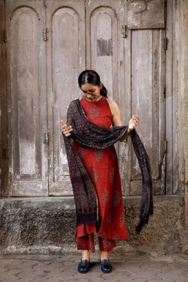 Sabr Black Kota Cotton Ajrakh dupatta