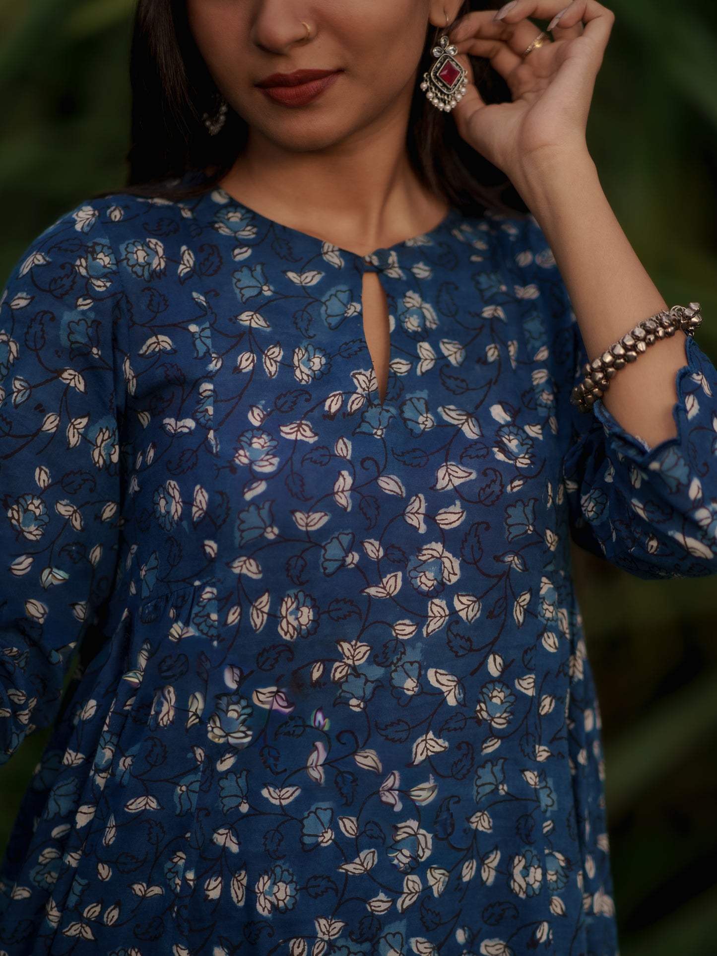 Kshana Indigo Bagru Kalidaar Set
