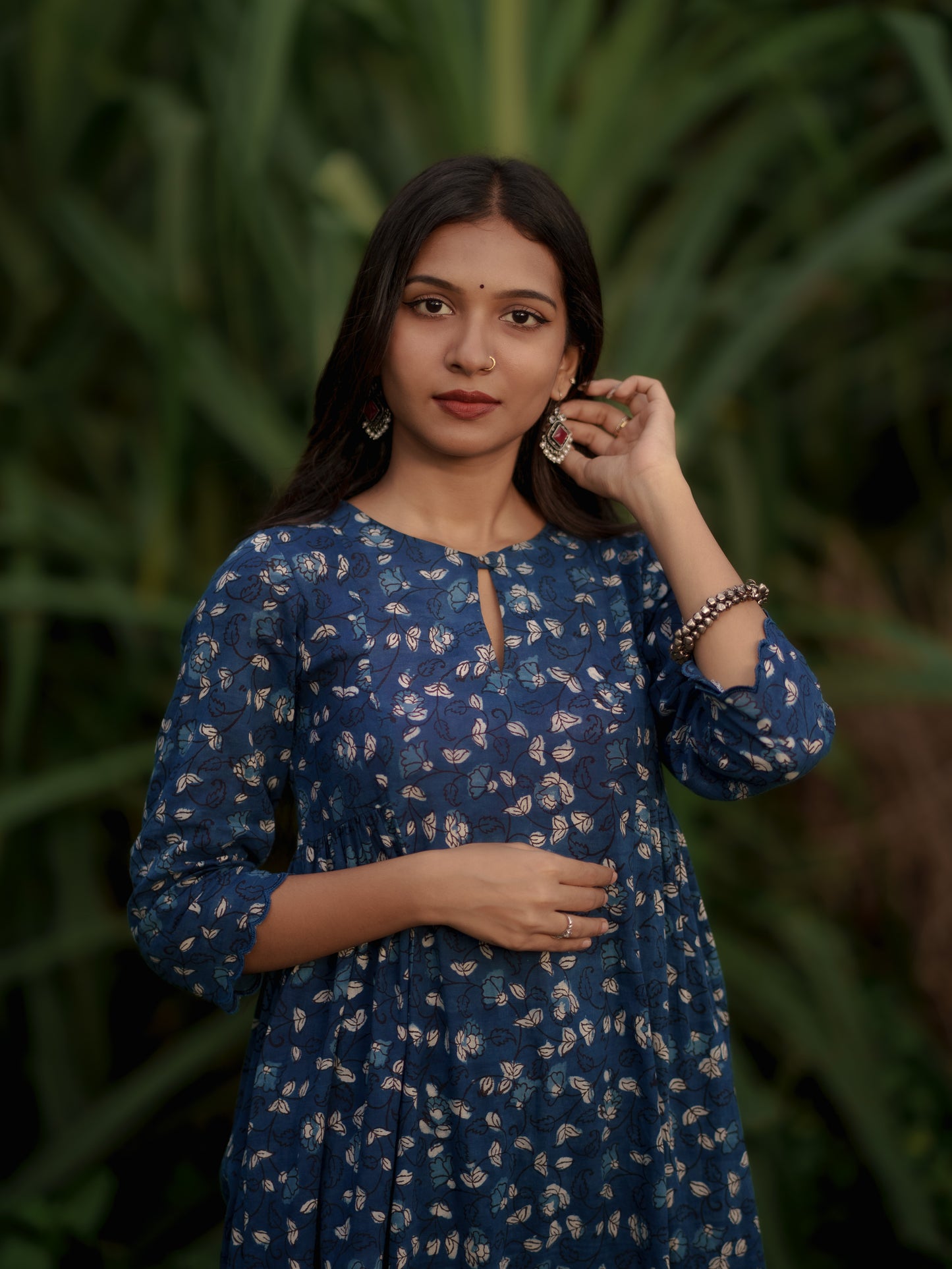 Kshana Indigo Bagru Kalidaar Set