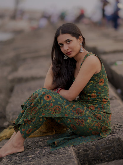 Varnam Hara Ajrakh Co-ord Set