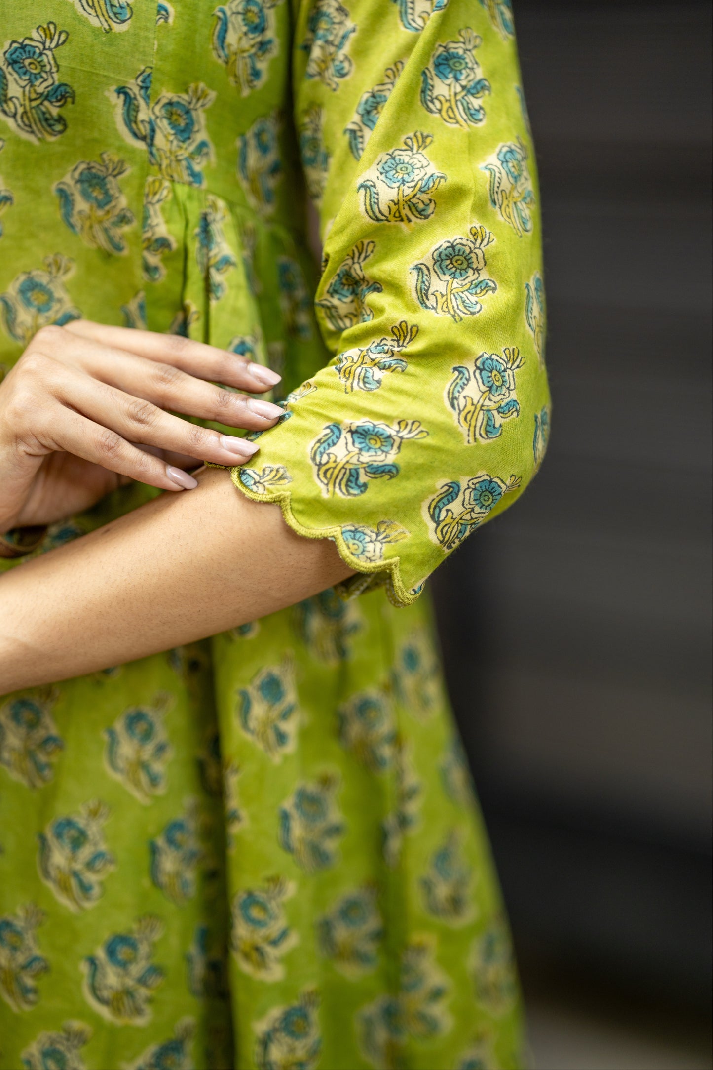 Kshana Hara Sanganeri Kalidaar Set