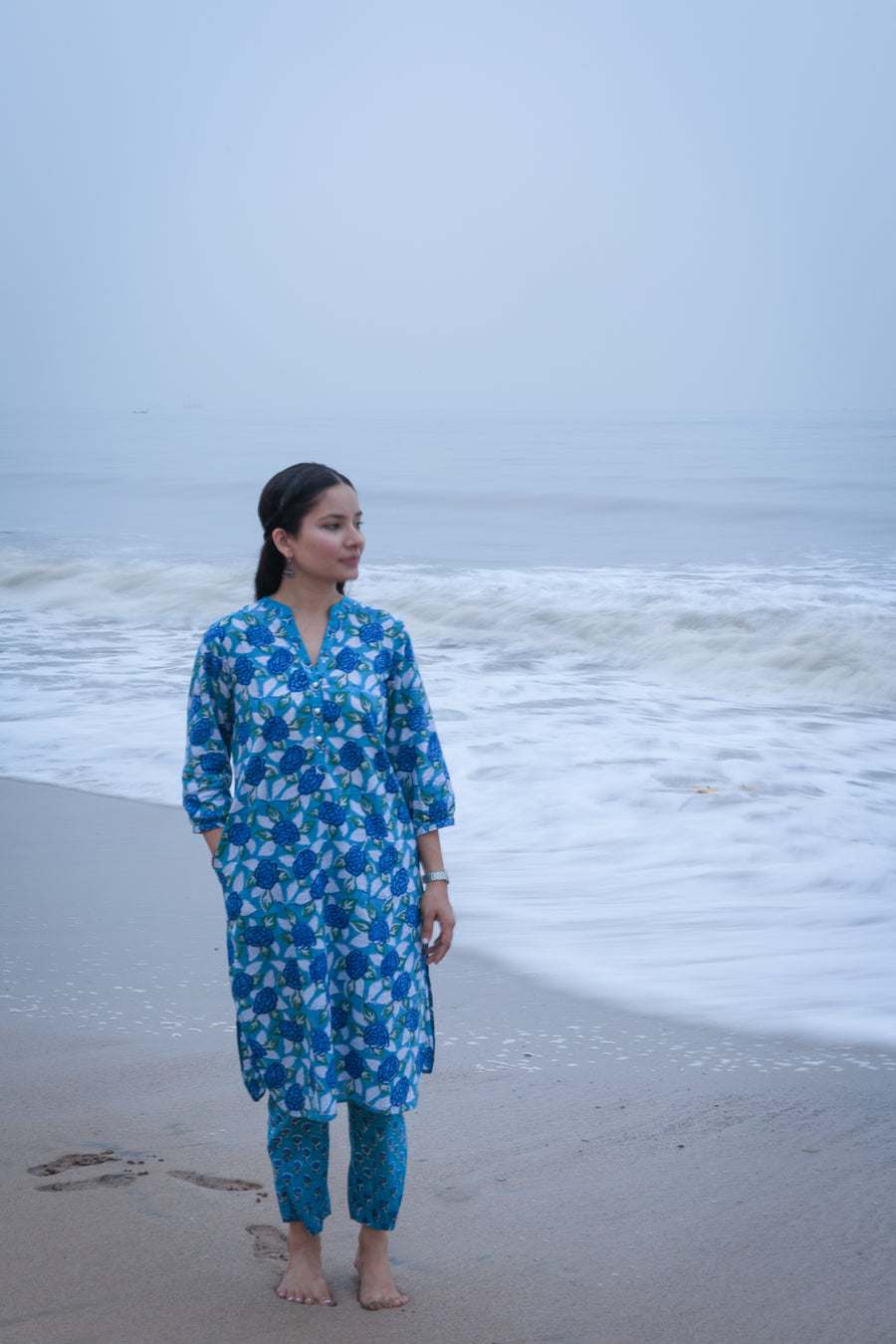 Haya Nila Sanganeri Kurta Pant Set