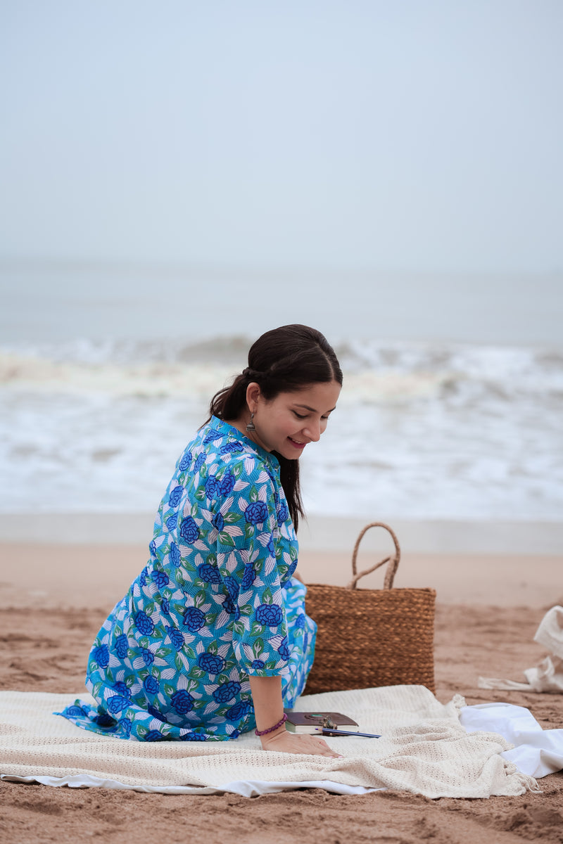 Haya Nila Sanganeri Kurta Pant Set