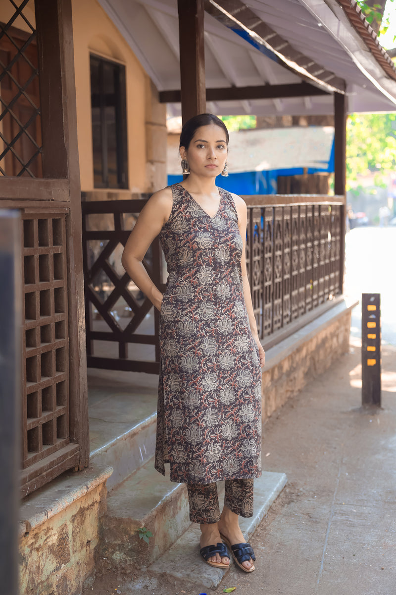Raha Black Kalamkari Co-ord Set