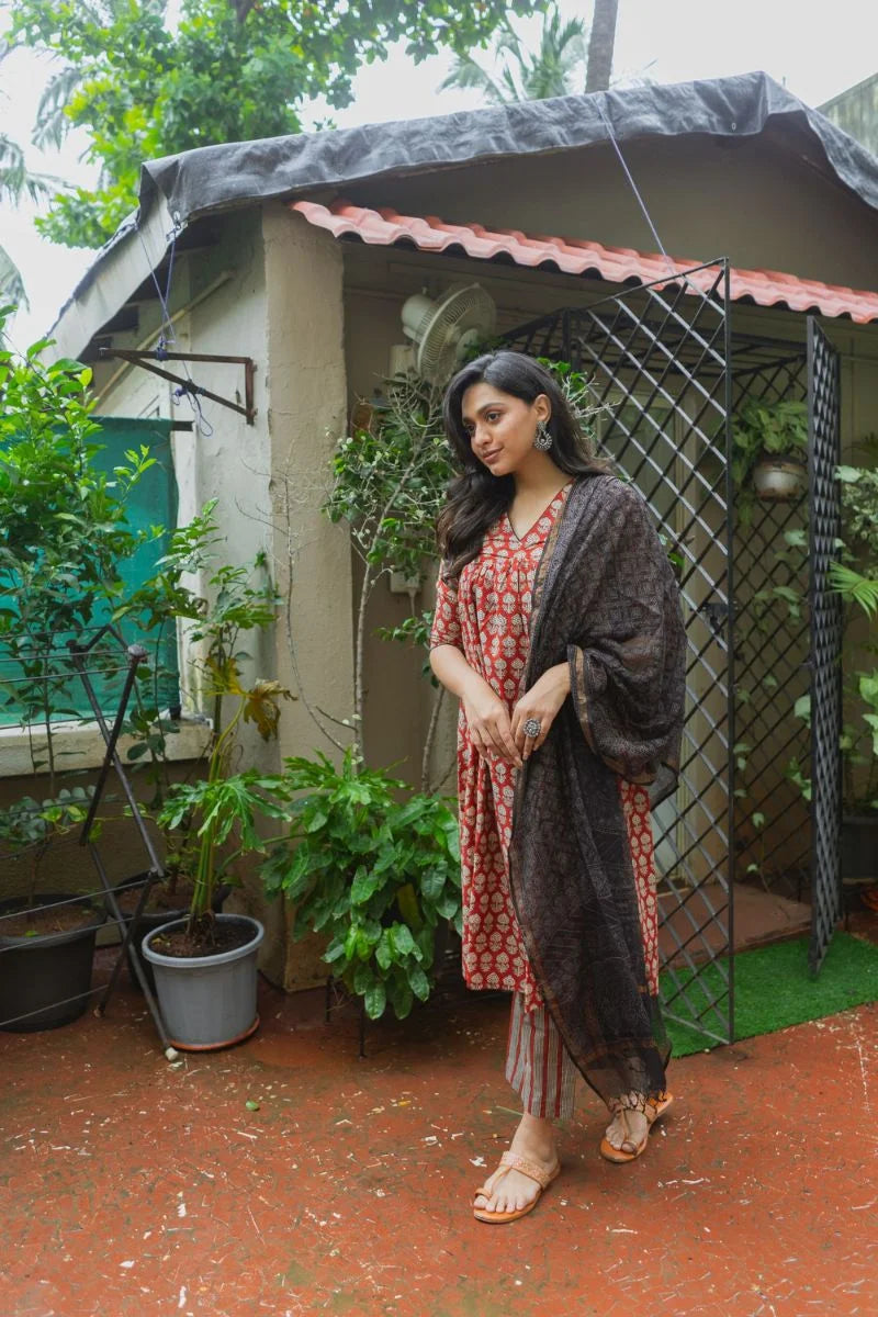 Mira Madder Red Bagru Kurta Pant Set WITH Dupatta