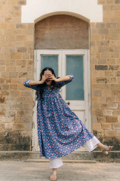 Raabta Peacock Blue Sanganeri Kurta