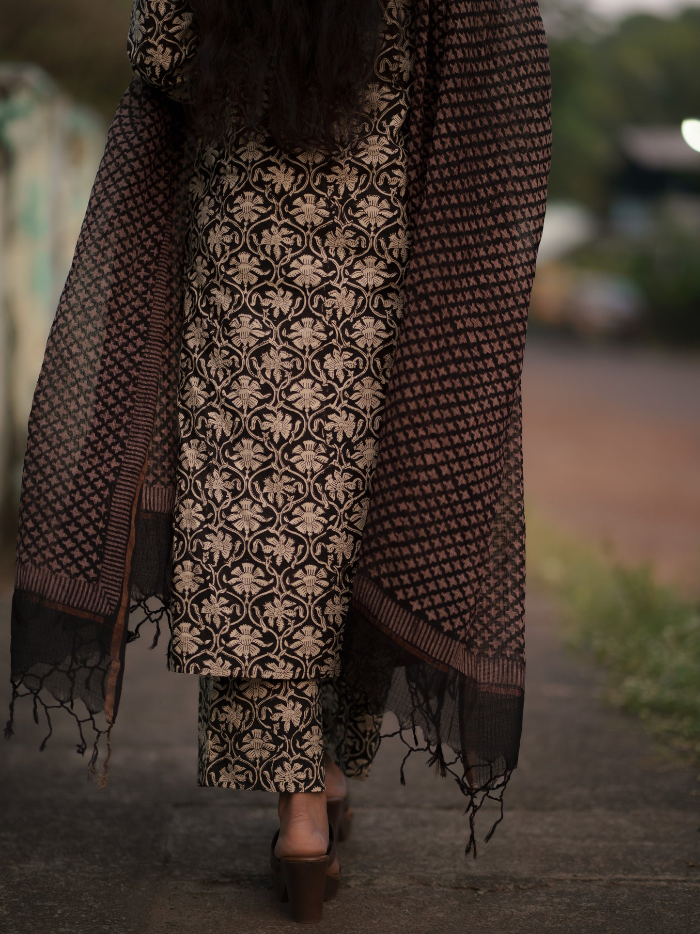 Myraa Black Kota Cotton Ajrakh dupatta