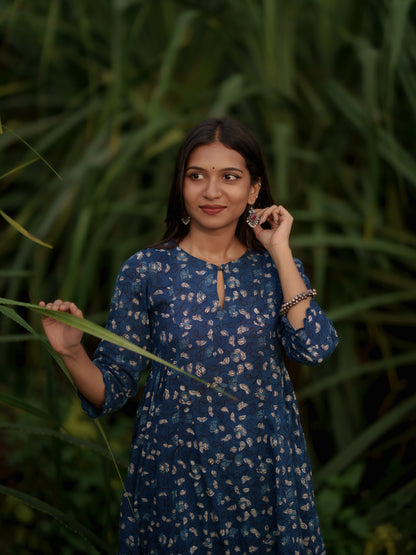 Kshana Indigo Bagru Kalidaar Set
