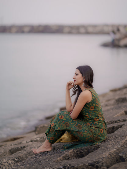 Varnam Hara Ajrakh Co-ord Set