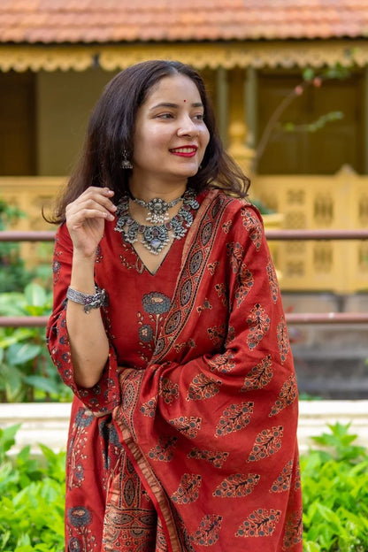 Mannat Madder Red Ajrakh Set