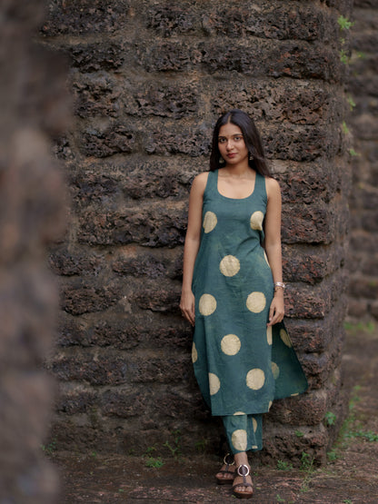 Saaya Hara Dabu Co-ord Set