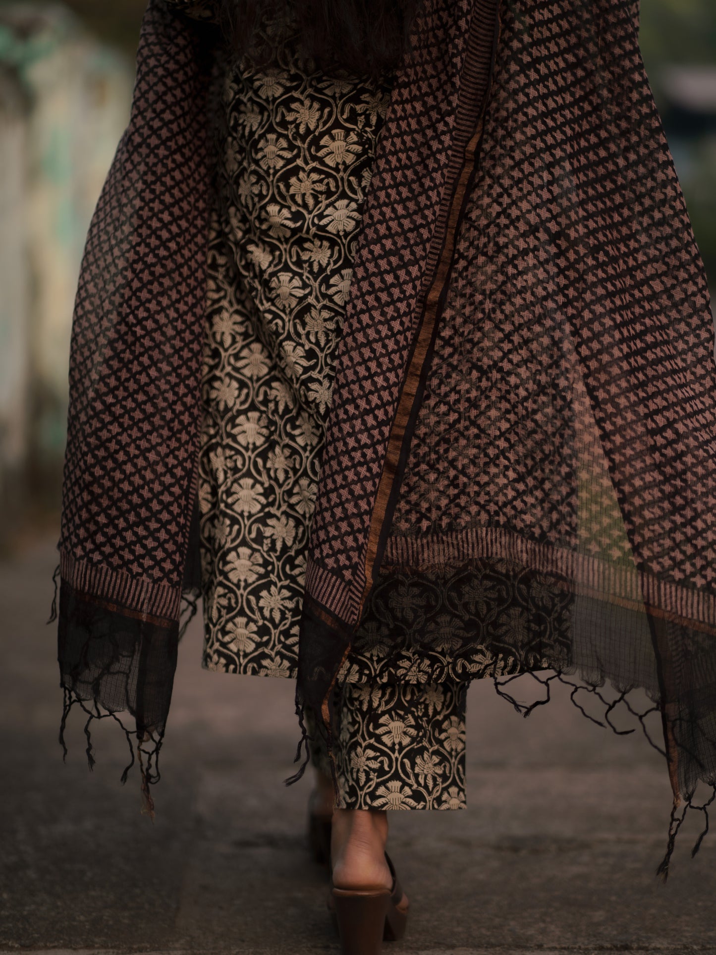 Myraa Black Kota Cotton Ajrakh dupatta