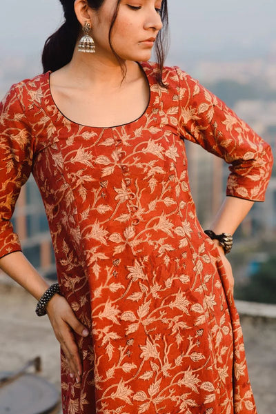 Ishq Madder Red Kalidaar Kurta