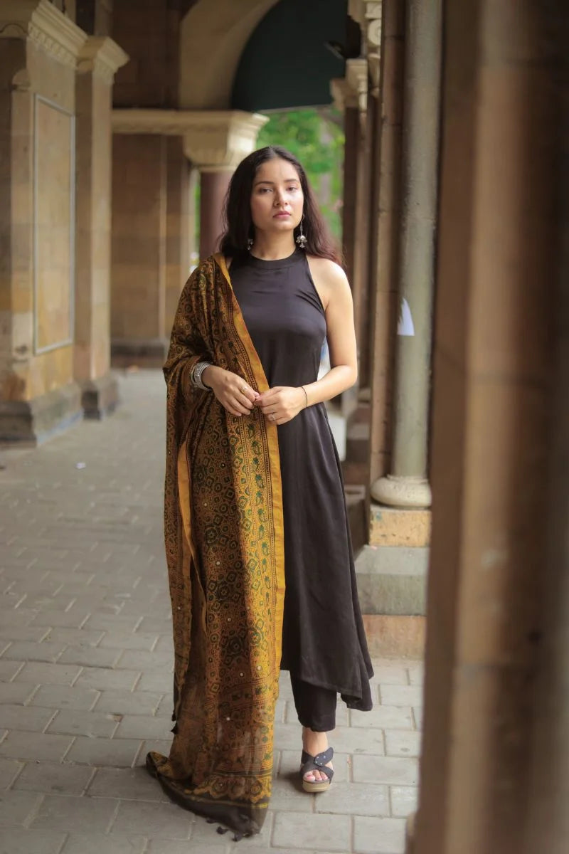 Arz Black Modal Silk Kurta Pant Set