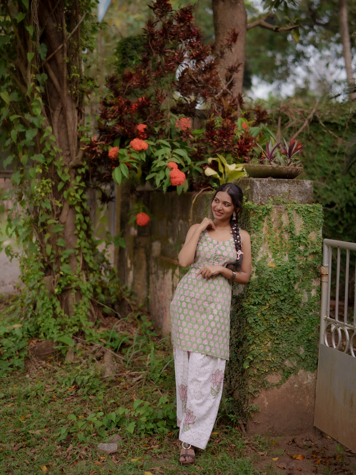 Hriday Hara Sanganeri Farsi Salwar Set