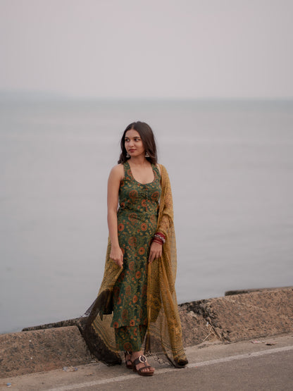 Varnam Hara Ajrakh Co-ord Set