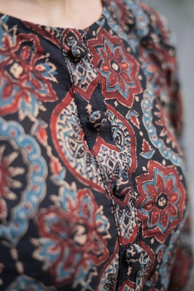 Aaraam Kala Ajrakh Kurta Pant Set