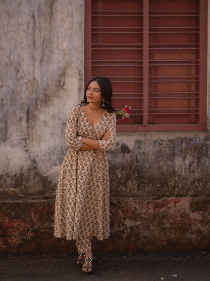 Maya Beige Bagru Co-ord Set