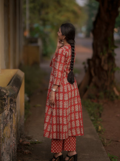 Taamara Madder Red Bagru Kurta
