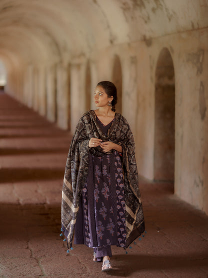 Mannat Black Ajrakh Chanderi Silk Dupatta