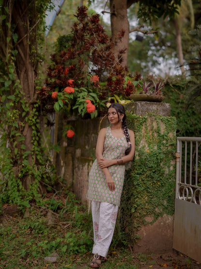 Hriday Hara Sanganeri Farsi Salwar Set