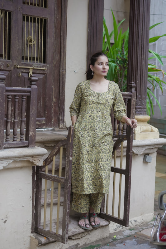 Myraa Kalamkari Co-ord Set