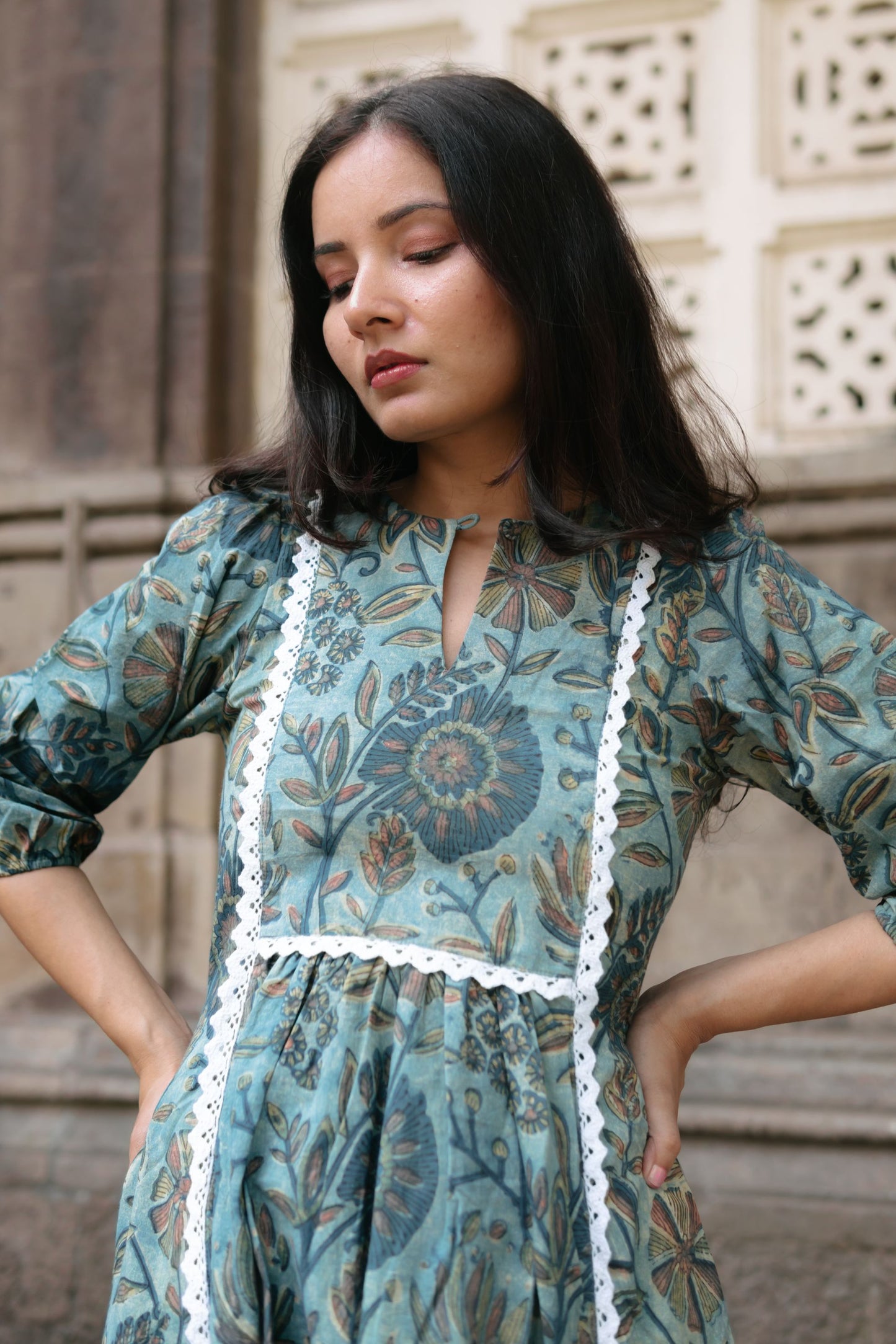 Shab Kalidaar Ajrakh Dabu Kurta