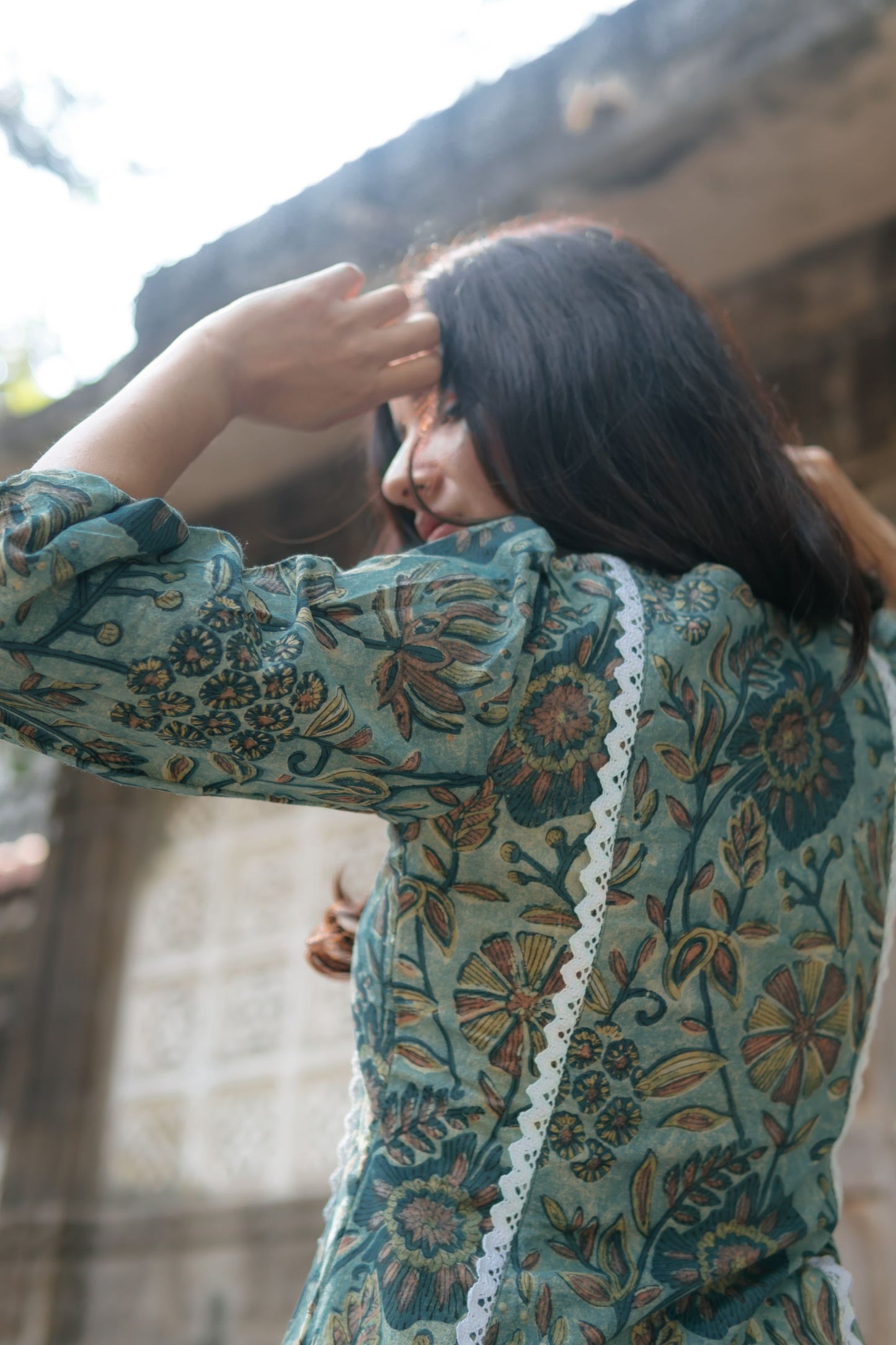 Shab Kalidaar Ajrakh Dabu Kurta