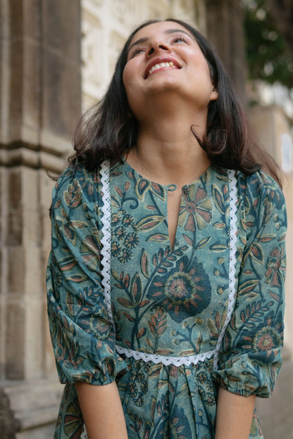 Shab Kalidaar Ajrakh Dabu Kurta