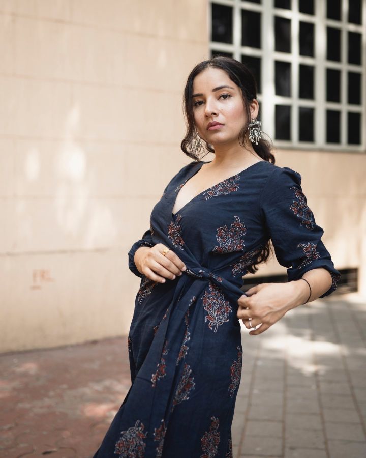 Manzoor Indigo Wrap Set with Dupatta