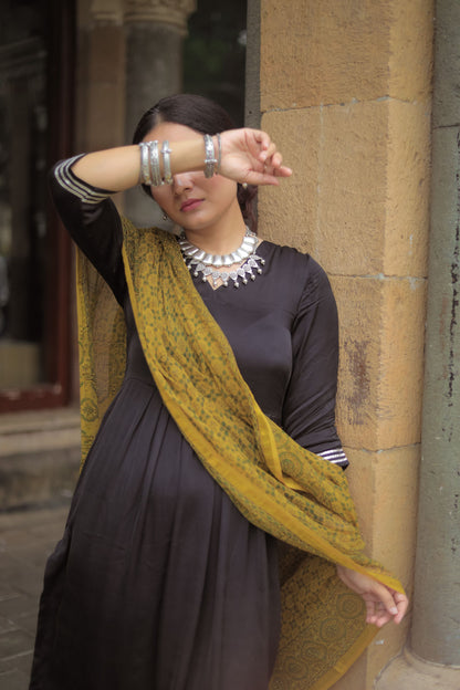 Jashn Black Modal Silk Kurta Pant Set