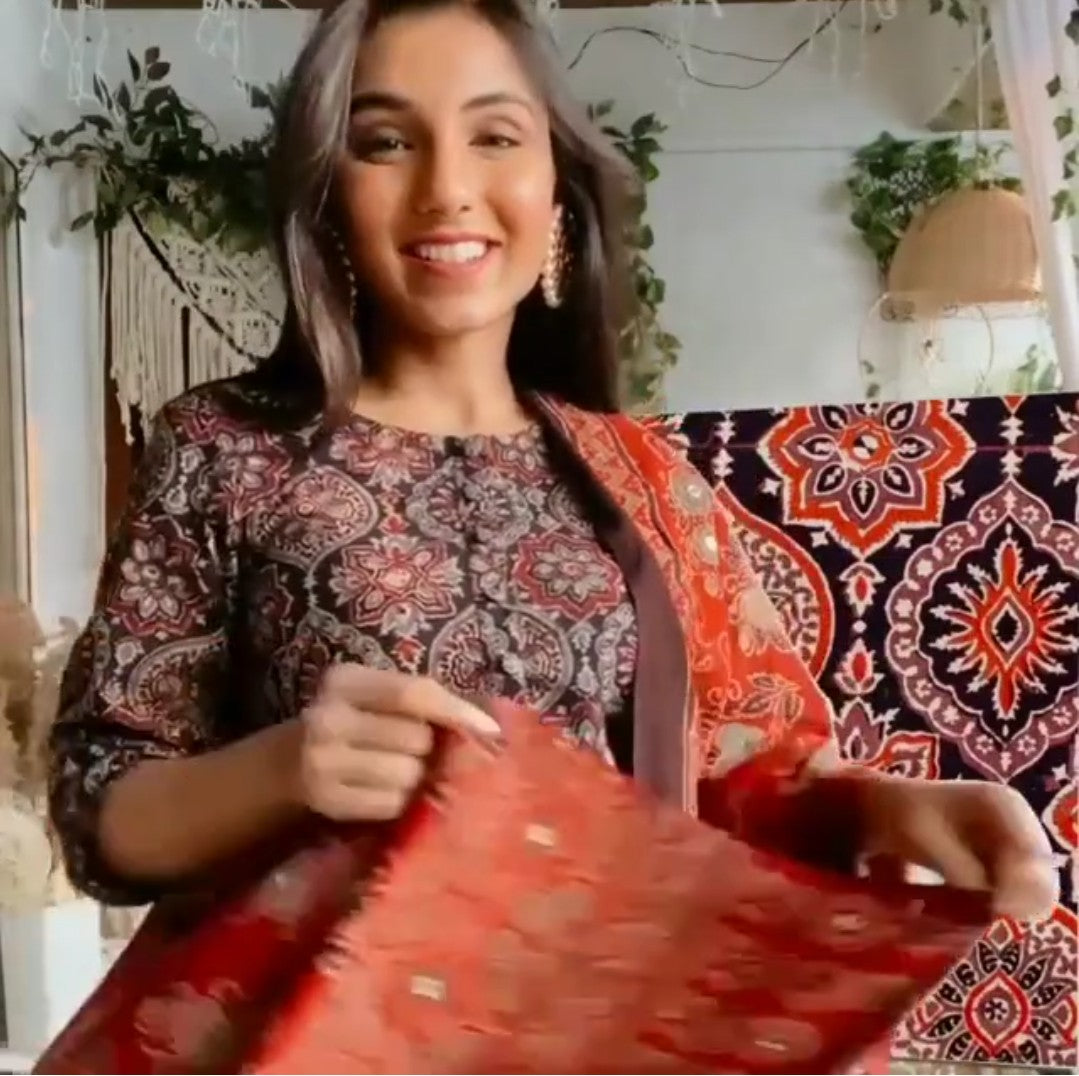 Madder mirror work mul dupatta