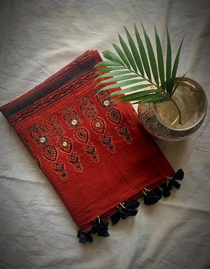 Madder mirror work mul dupatta