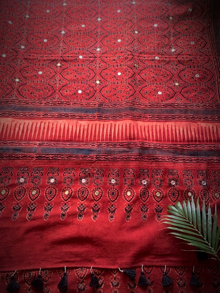 Madder mirror work mul dupatta